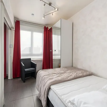 Agreable Sur La Place Du Casino Διαμέρισμα *